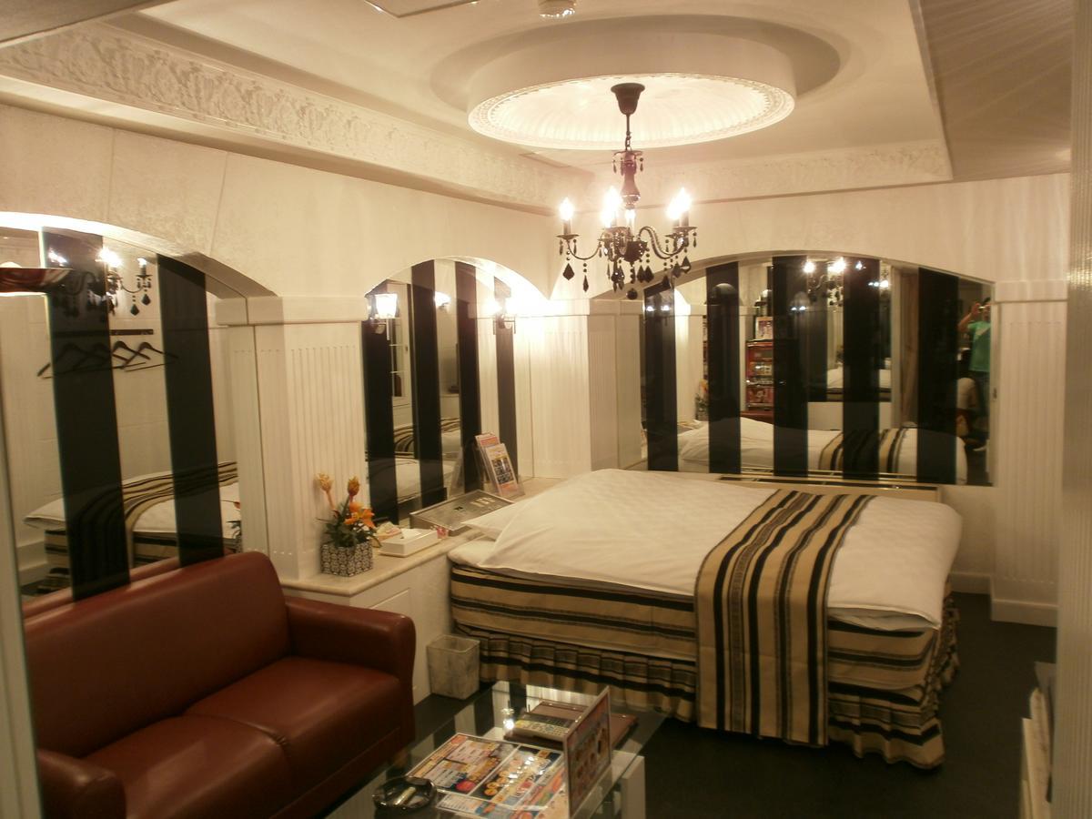 Hotel Piatt (Adults Only) Nagoia Exterior foto